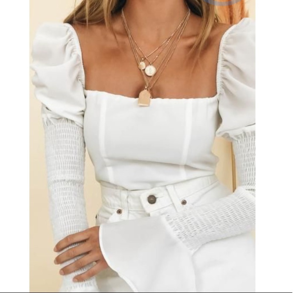 Verge girl white top with smocked sleeves